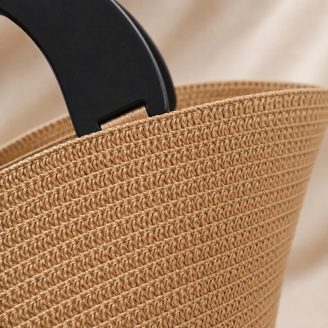 Natural Fan Shape Straw Handbag - Image 3
